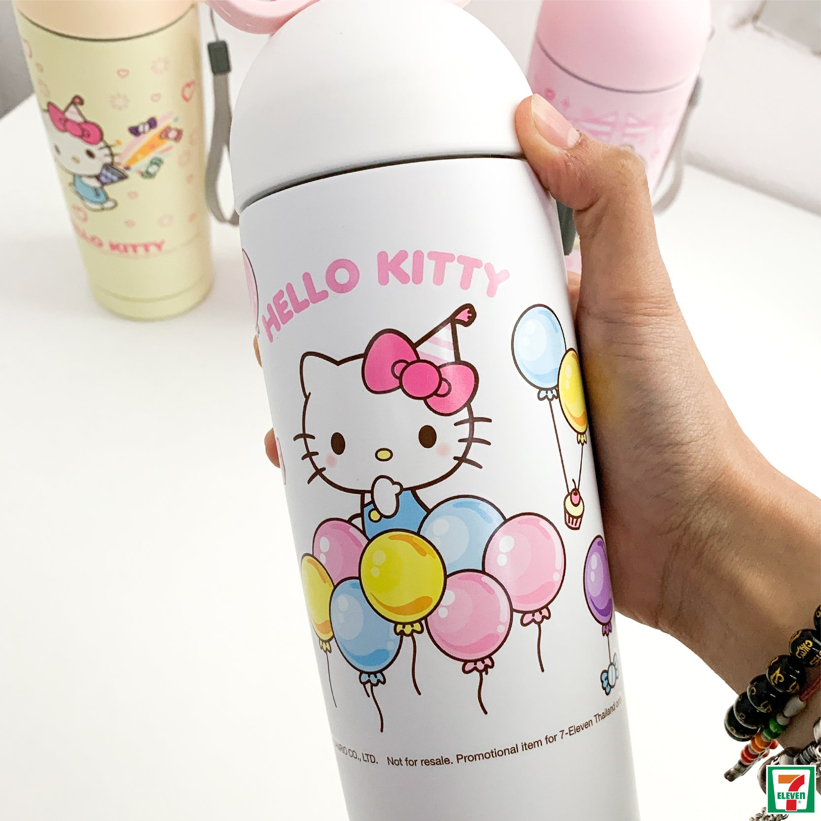 7-Eleven Thailand Hello Kitty Flasks