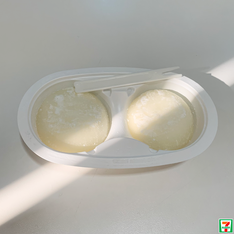 Lotte Vanilla Mochi Ice Cream 7-Eleven Thailand