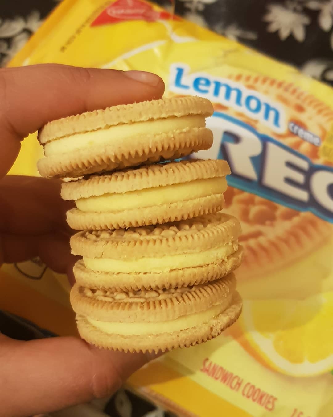 Lemon Creme Oreo Thailand