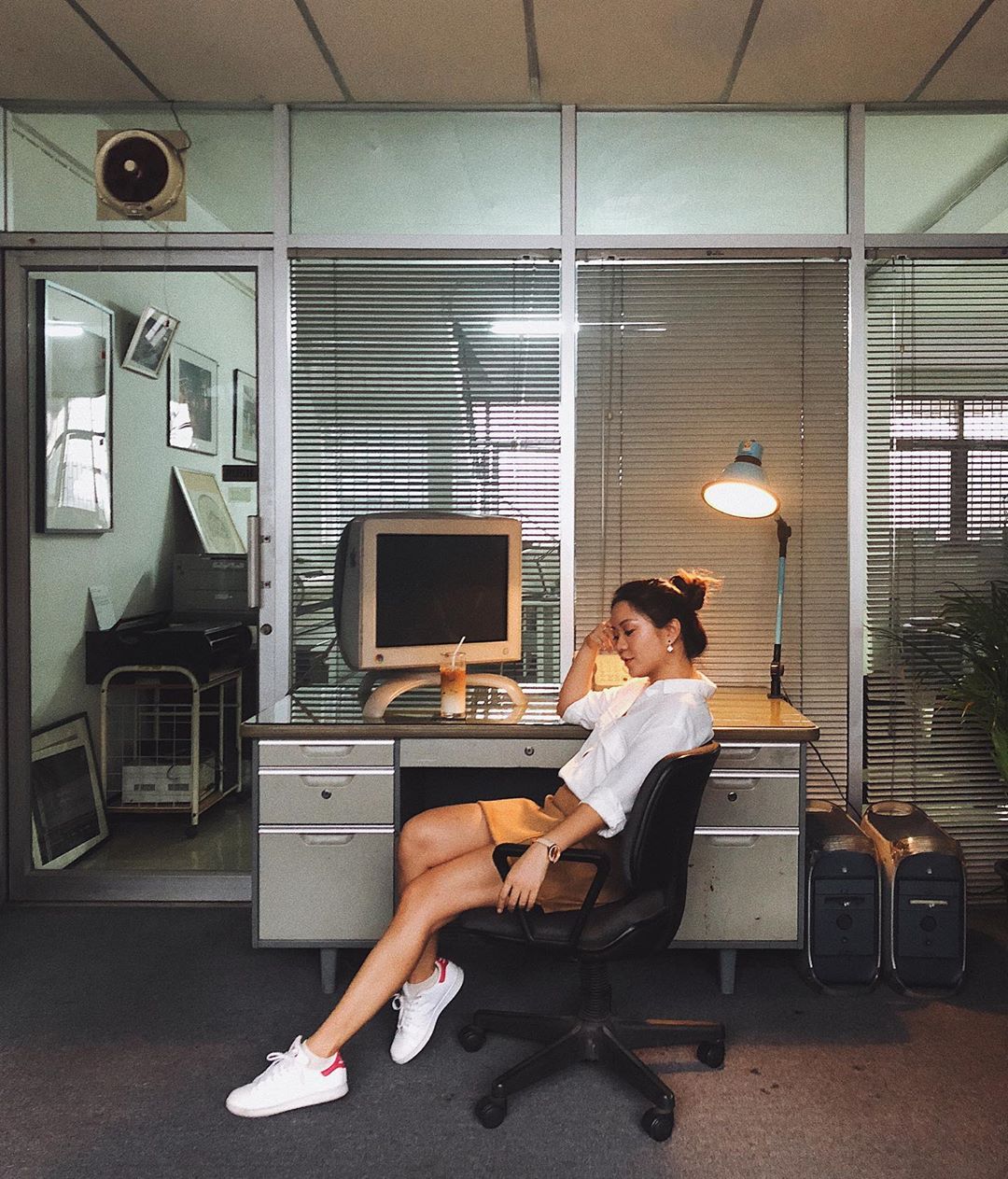 This Spot In Bangkok Lets You Clock In To A 90's Office-Themed Cafe ...