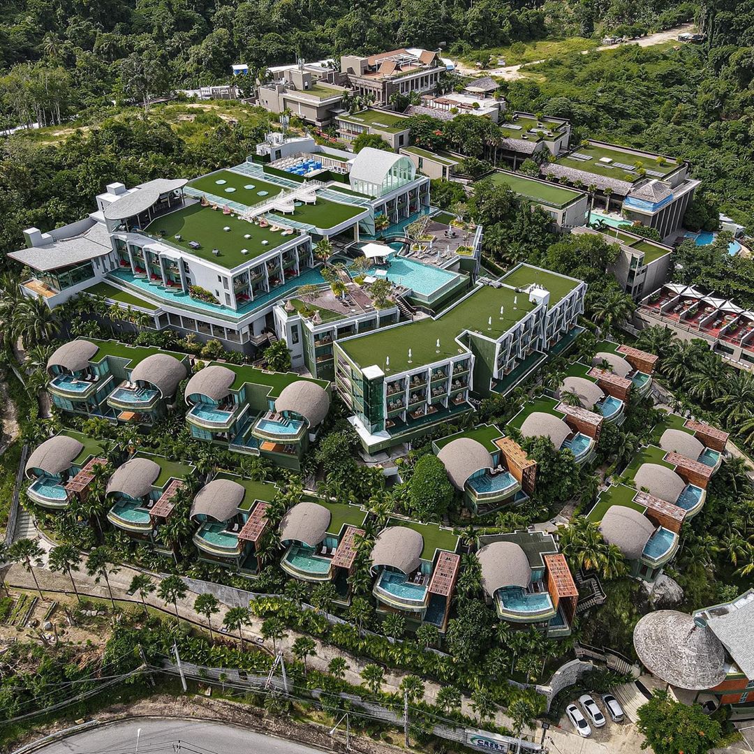 Crest Resort & Pool Villas Phuket